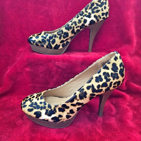 Kenneth Cole Reaction Leopard Print Women's Shoes-Size 9M - Picture 8 of 9